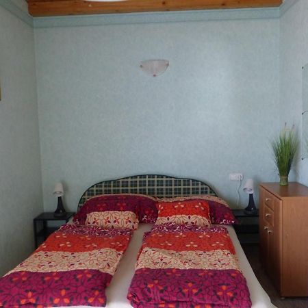 Orwa Apartmanok - Fenyofa Koez Zalakaros Ngoại thất bức ảnh